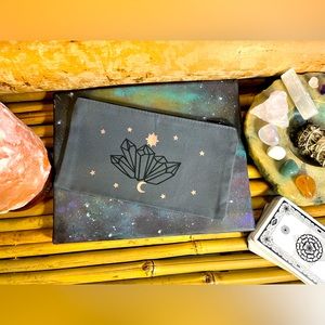 Small gray canvas makeup bag with zipper ⭐️